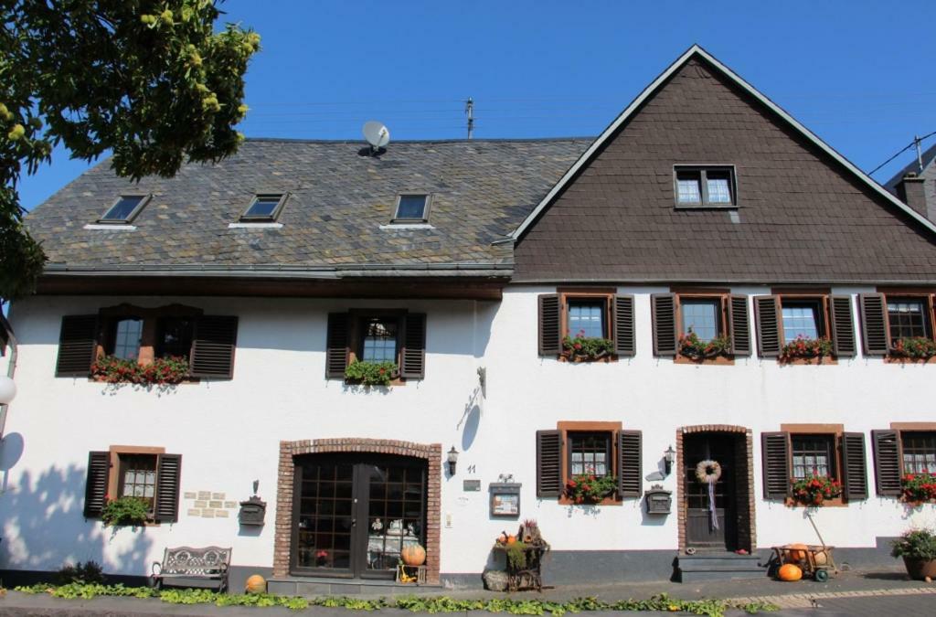 Ferienwohnung Flaemisches Weinhaus 빈트리크 외부 사진