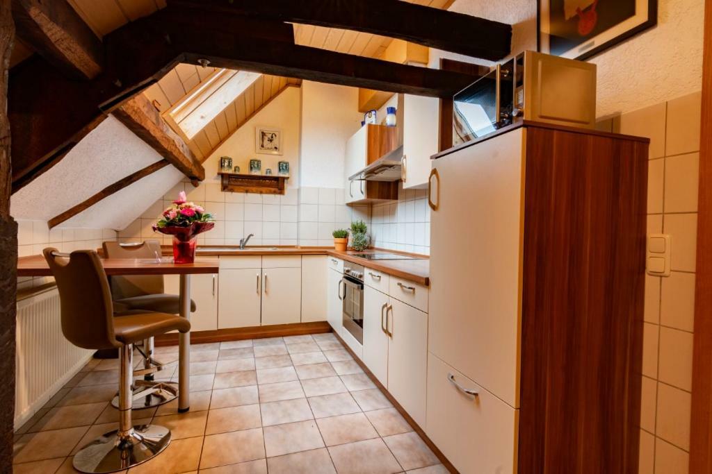 Ferienwohnung Flaemisches Weinhaus 빈트리크 외부 사진